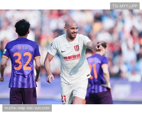 成都蓉城虽败犹荣难掩悲壮 韦世豪铲射破门成亮点